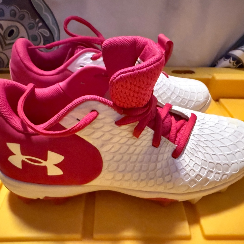 Under Armour Pink and White Cleats Athletic Performance